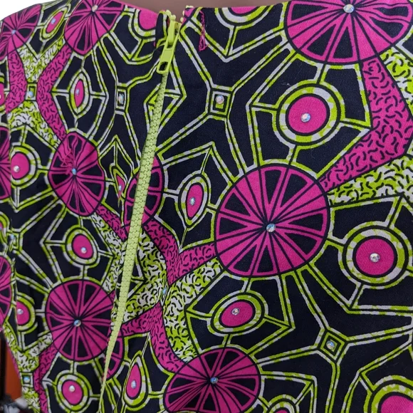 NWOT, AFRICAN PRINT DRESS SIZE 18. - Picture 9 of 15